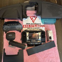 2021 2022 2023 Ford F-150 black interior Dashboard Panel With Radio stereo Screen and Passenger knee