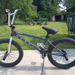 Selling For The Muha Med 40 And The Bike Is 200