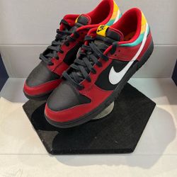 NIKE DUNK LOW SE BIKERS TATOO