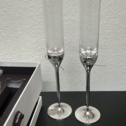Vera Wang Toasting Champagne Flutes