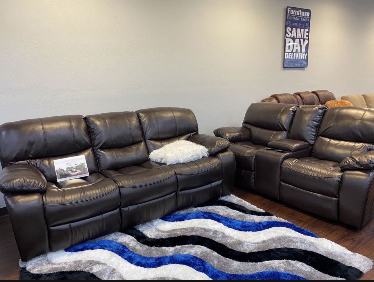 MEMORIAL DAY SALE!! COMFY NEW MADRID RECLINING SOFA AND LOVESEAT SET ON SALE ONLY $899. IN STOCK SAME DAY DELIVERY 🚚 EASY FINANCING 