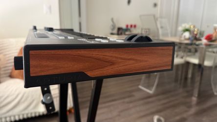 Arturia KeyLab Essential 49 MIDI Controller + Stand