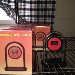 30 Mini Clocks