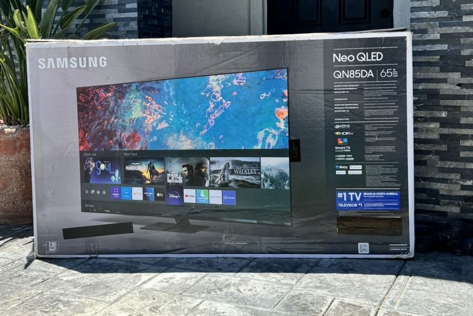 65” Samsung Neo QLED Q8 HDR 4K 120Hz Smart Trizen Tv