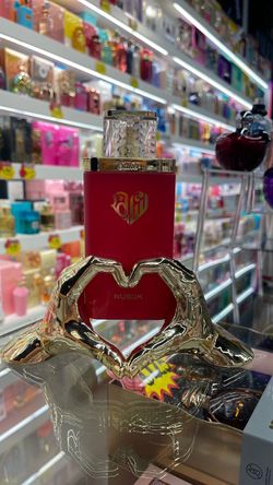 Brand new sealed/Nusuk Saher 100ml/3.4oz extrait de parfum