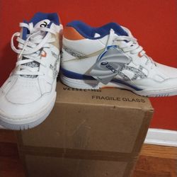ASICS HIGH TOP...... CHECK OUT MY PAGE FOR MORE ITEMS