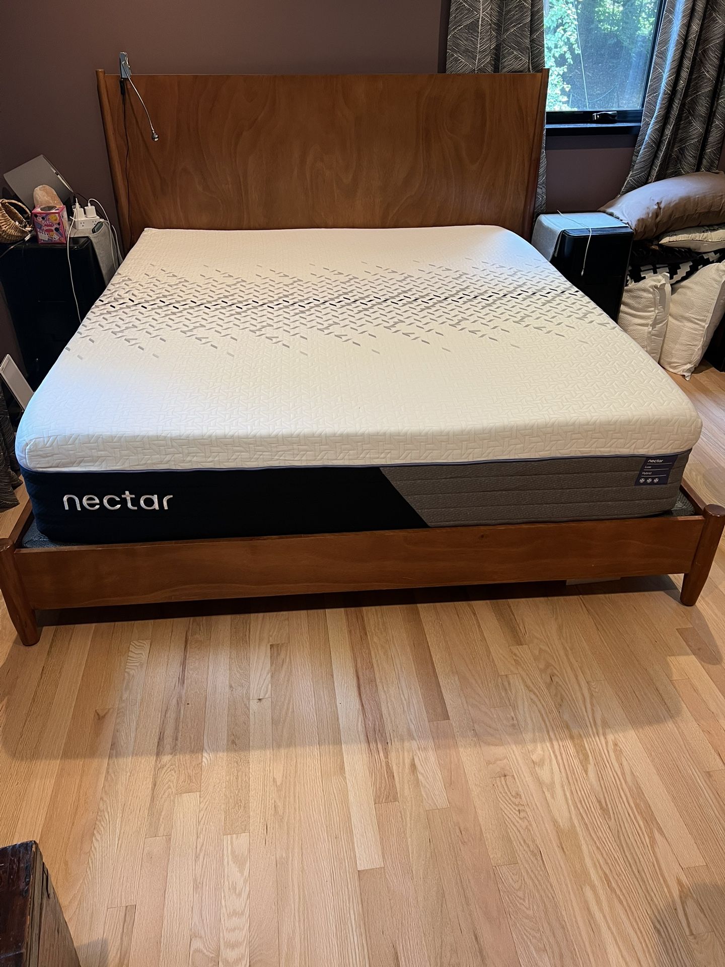 🔥Nectar Premier Copper Hybrid Cali King Mattress w/headboard and frame🔥
