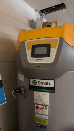 A.O. Smith Cyclone Mxi Modulating Water Heater