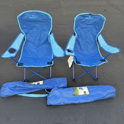 Set of 2 Kid’s Folding Outdoor Chairs with Carry Bags Good Condition