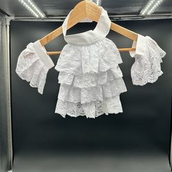 Women’s Costume Collar and Cuffs