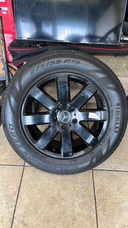 MERCEDES BENZ G WAGON RIMS WITH PIRELLI SCORPION TIRES
