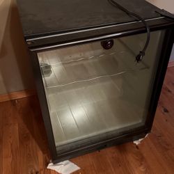 FREE - Beverage Fridge  Not Cooling 