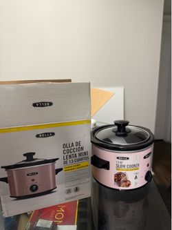 Slow cooker