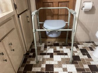 Bedside/over Toilet Commode