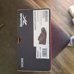 Athletic Work Shoe Alloy Toe 11.5M