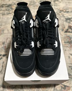 Nike Air Jordan 4 “White Thunder”
