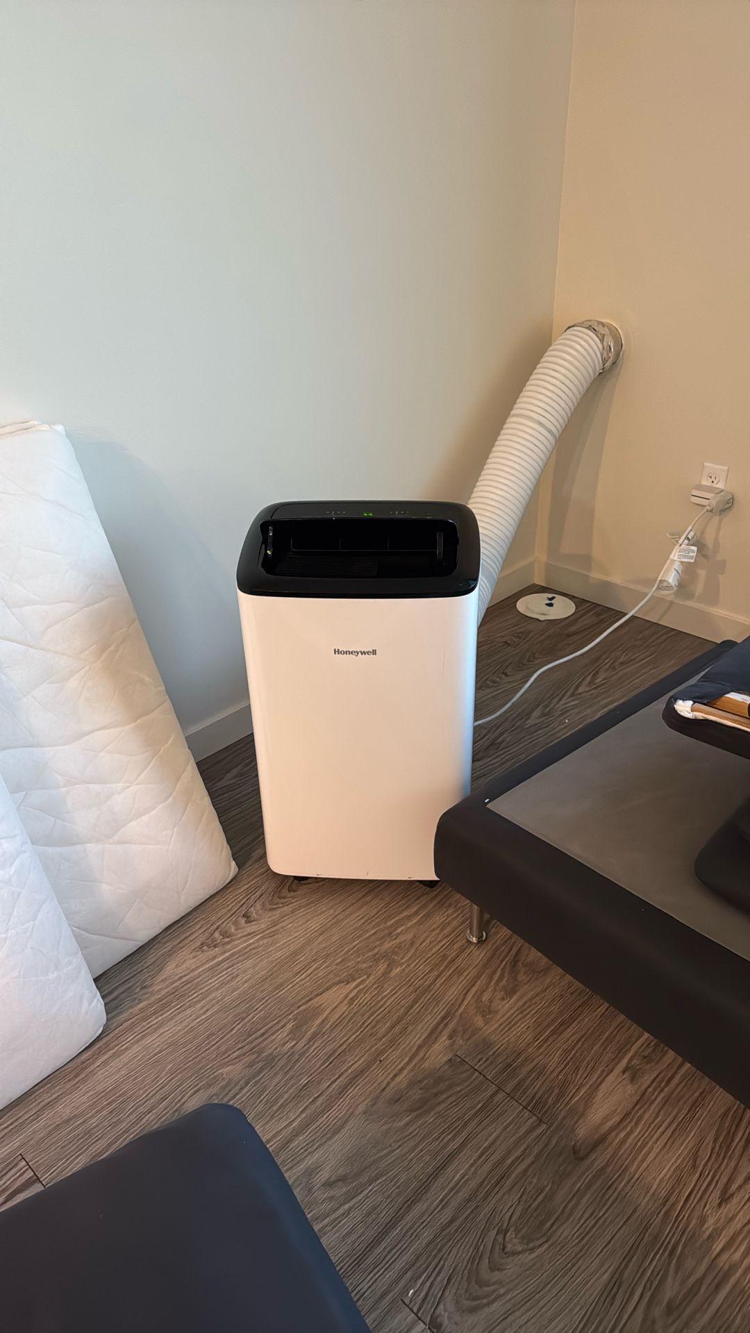 Honeywell Portable Air Conditioner