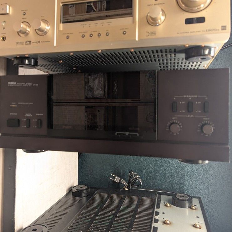 Yamaha M-65 Power Amplifier