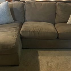 Crate & Barrel 108” Chaise Sectional Sofa – Clean – Delivery Available