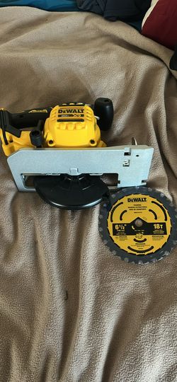 DeWalt 20V Max VR