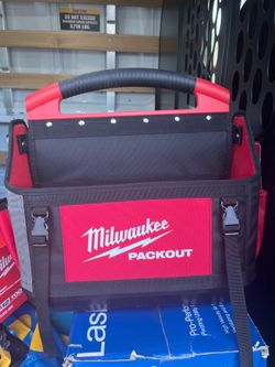 Milwaukee pack out tote