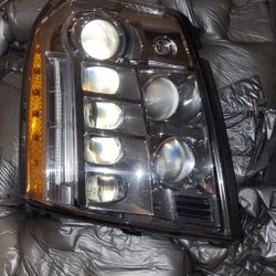 2015 Cadillac Escalade  Driver Side