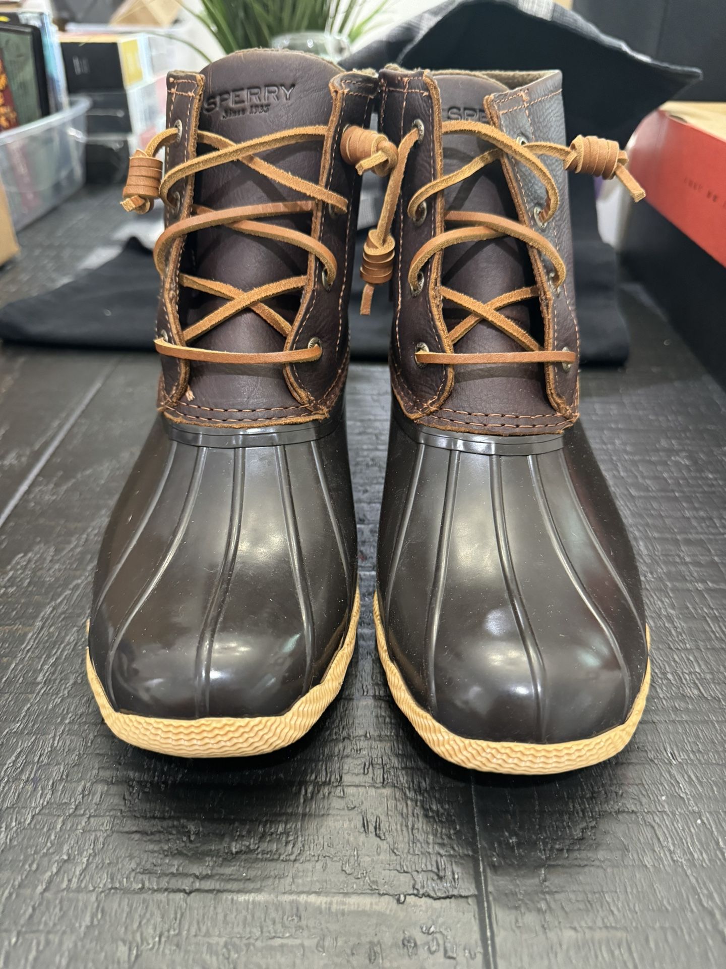 Women's Sperry Saltwater Waterproof Rain Boot Size 9- Brown Aucg829