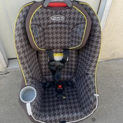 GRACO CAR SEAT 