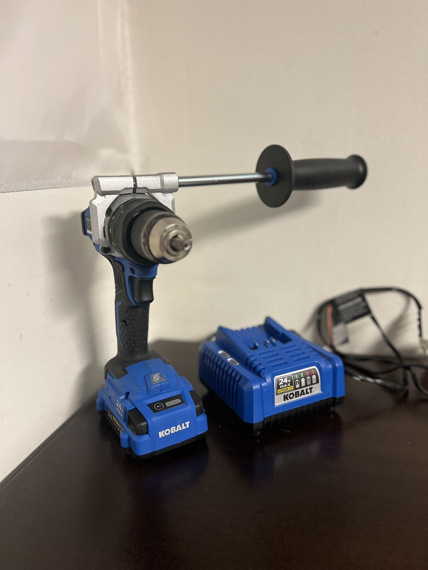 Kobalt Drill With Battery, Charger & Bag