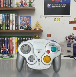 Nintendo GameCube Wavebird Wireless Controller DOL004 Platinum Silver Tested/Working. No reveiver.