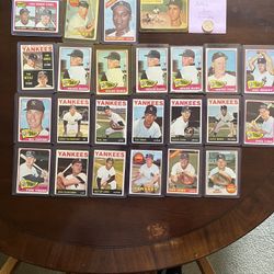 Yankees 1960s Card Lot 
