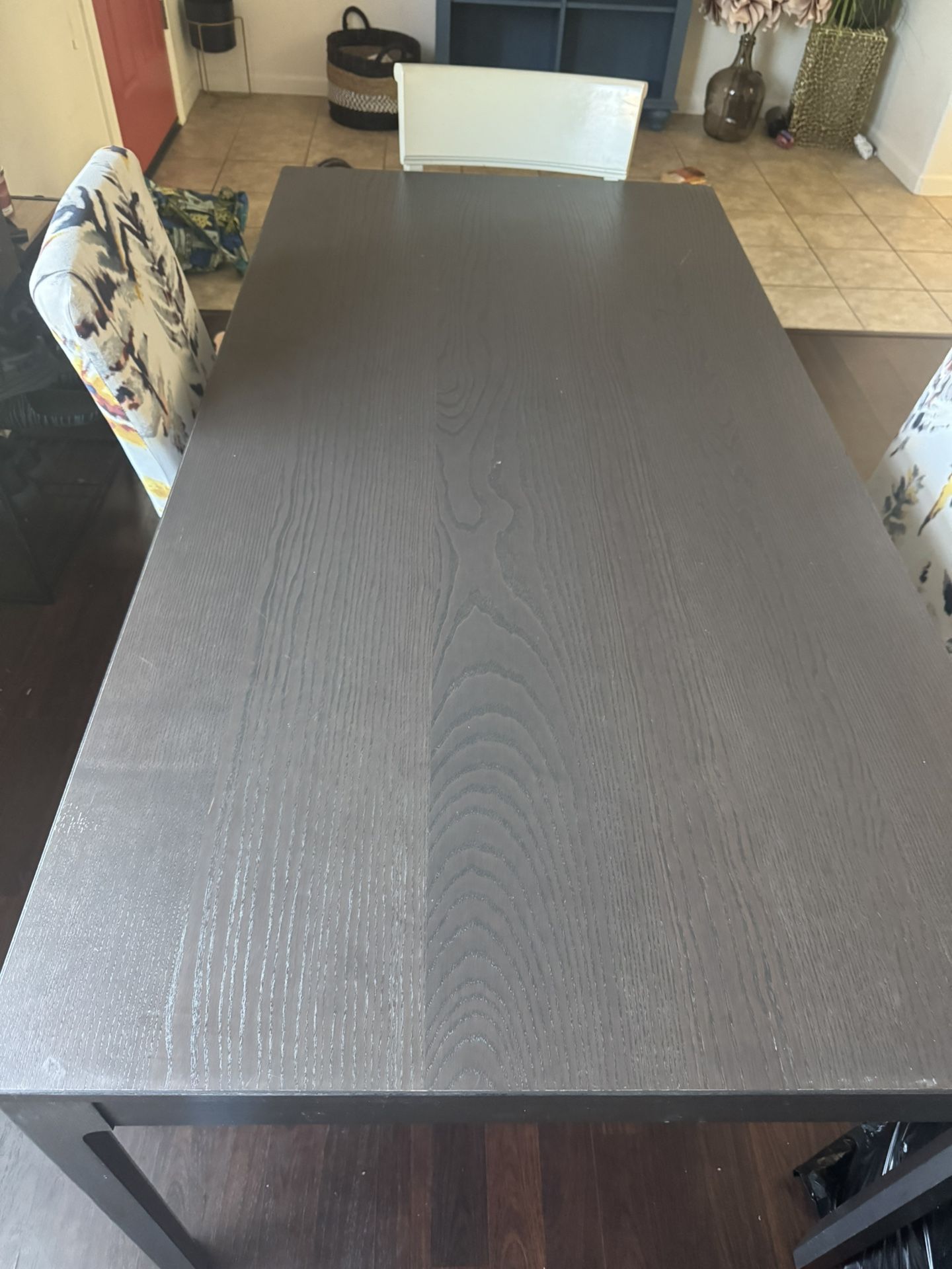 Dinning table