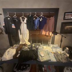 New with Tags . Jeans, Dresses, Shirts, Tops, Skirts, Shorts, Hoodies - Selling For Cheap. Message Me What You Are Looking For - Tilley’s-o’Neil-Roxy