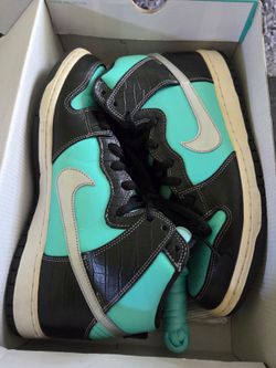 Various size 12 and 13 sneakers