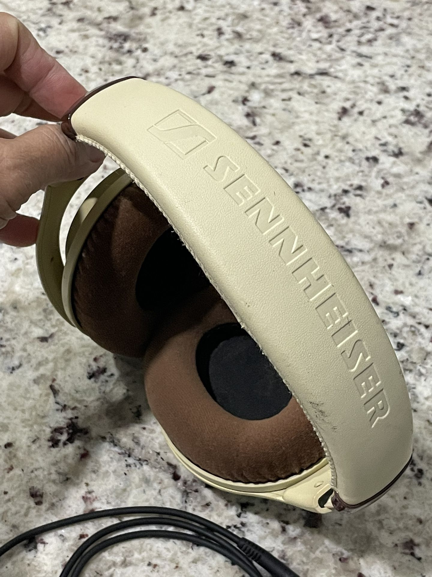 Senheiser HD 598 Headphones ( Perfect Work)