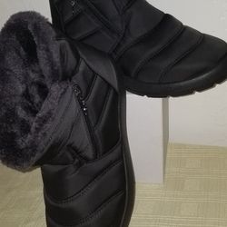 New- Women's Winter Boots -BLACK - Size 42 EU