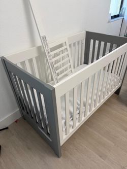 Baby crib