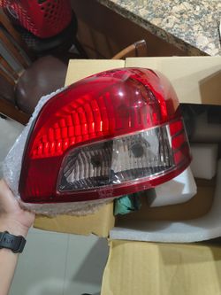 TOYOTA YARIS Passenger Rear Light Replacement