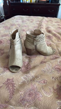 Heels $5/ Size 5.5