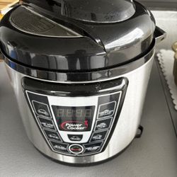 Power Cooker 6-Quart Electric Digital Pressure Cooker PC-WAL1 1000