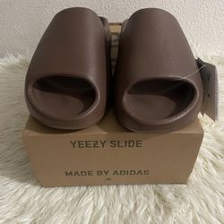 Yeezy Slide