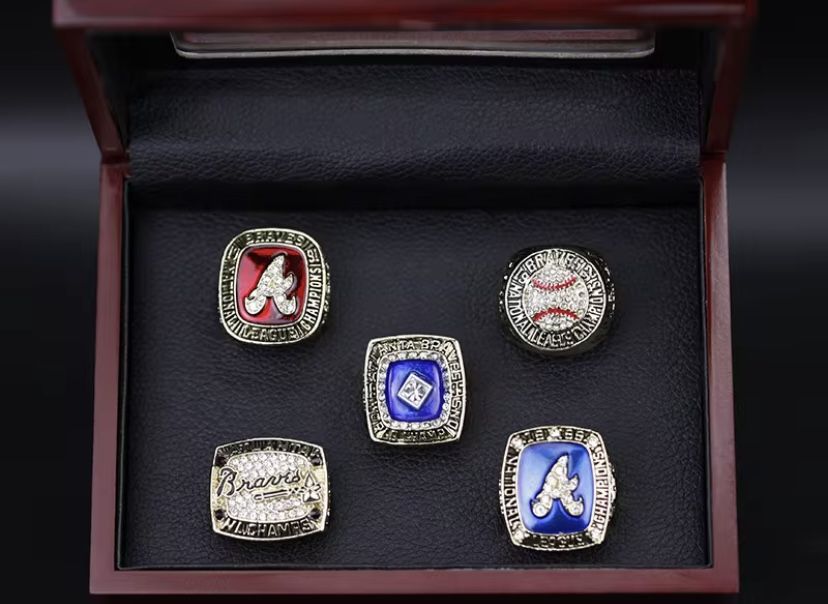Atlanta Braves World Series Championship Replica Rings Set With Wooden Box 
