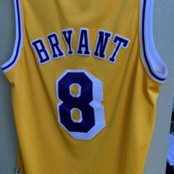 Kobe Bryant Jersey Large
