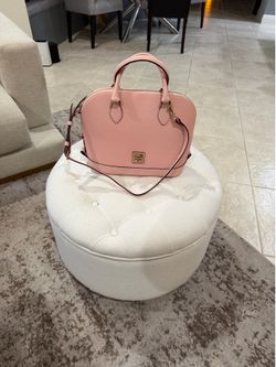 Dooney & Bourqe purse