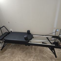 SogesGame Pilates Reformer Machine, Foldable Pilates Machine Home Equipment with 330lbs Weight Capacity for Beginners and Advancers
