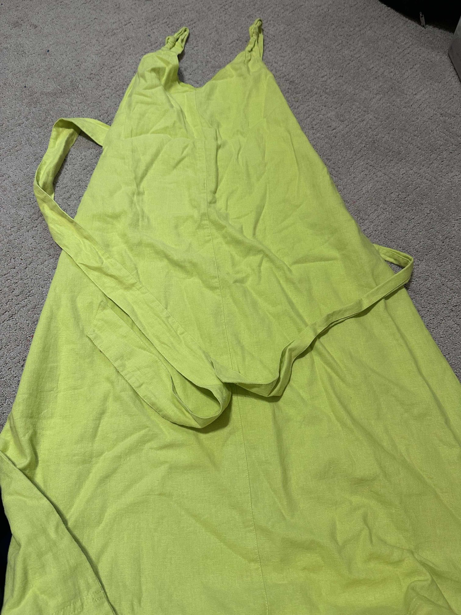 Beautiful dresses for women. Very good condition.
