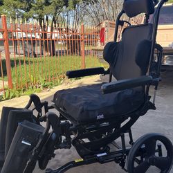 Medical Quickie IRIS tilt-in-space manual wheelchair