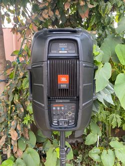 JBL EON SPEAKER 