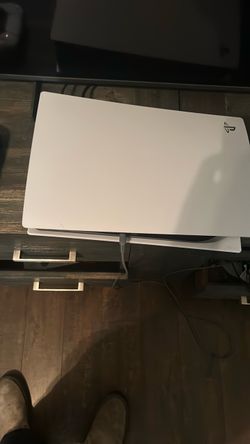 PlayStation 5 813gb with extra storage