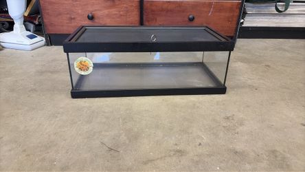 10  gallon reptile  tank